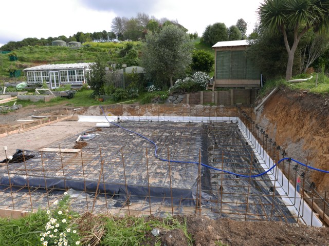 Barn house foundation